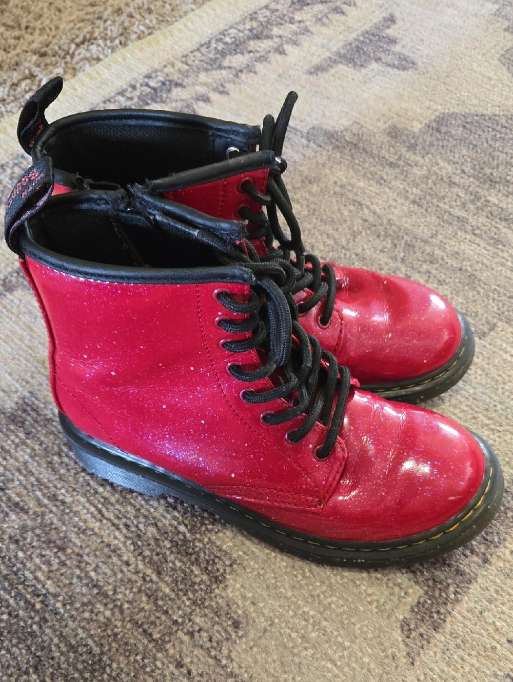 Dr. Martens Boots Girls